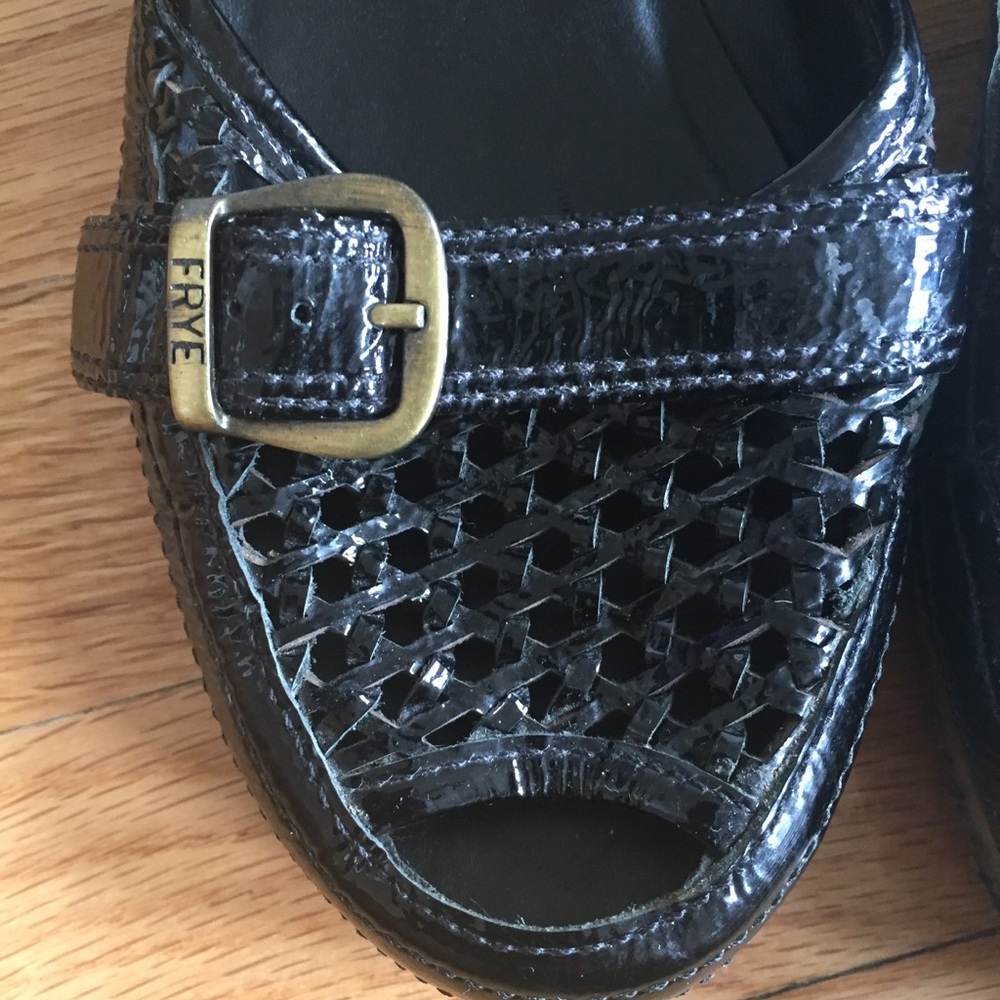 Frye Emma Patent Leather Ankle Strap Sandal sz9 - Picture 3 of 8